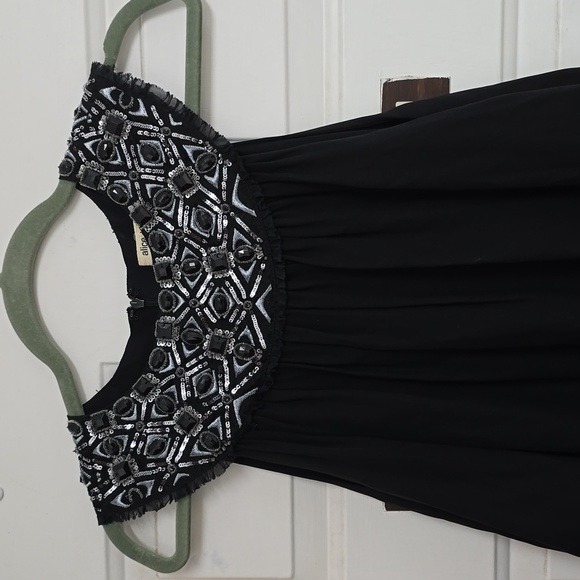 Alice + Olivia Black Embellished Neck Detail Sleeveless Silk Trapeze Dress - Picture 3 of 11